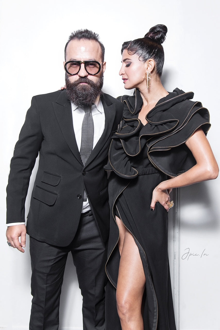 AAHANA KUMRA-The Black Rose Zipper Dress