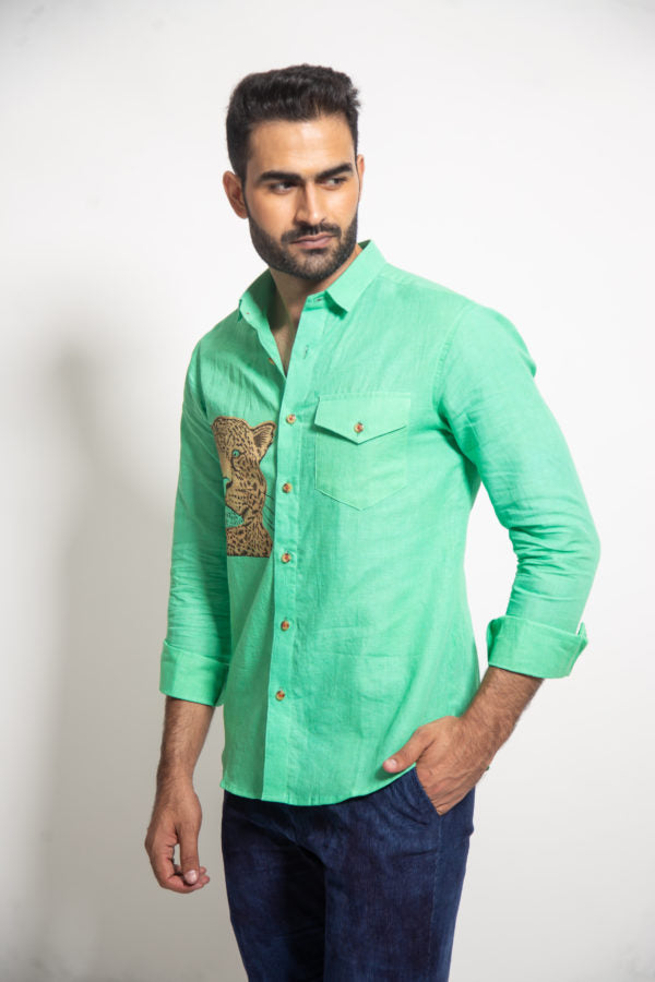 The Green Linen Cheetah Face Shirt