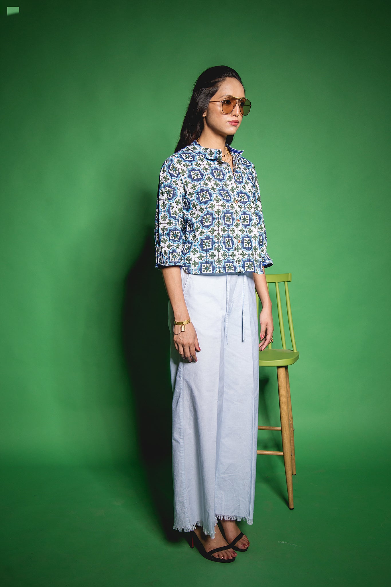 The Moroccon Waistline Shirt